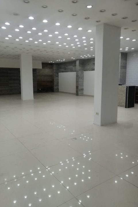 Local Comercial de 250 m²