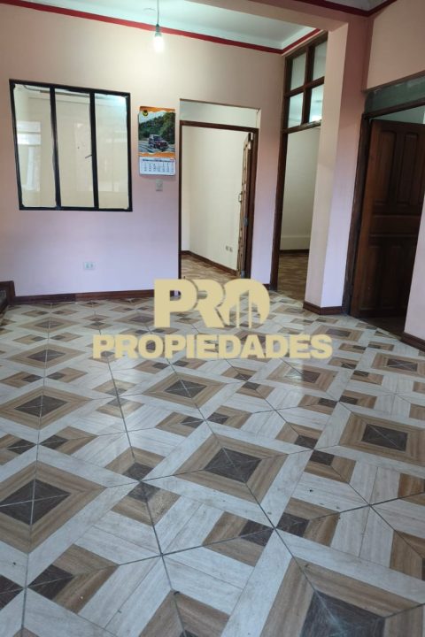 Departamento de 4 Dormitorios en Planta Baja