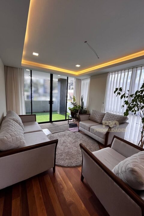 Departamento 3 dormitorios – Sol y vista privada